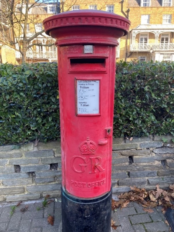 Figure 222 George V postbox
