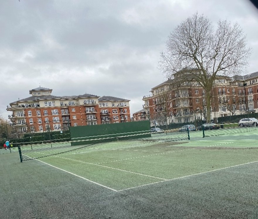 Figure 219 Tennis Court in Cambridge Gardens