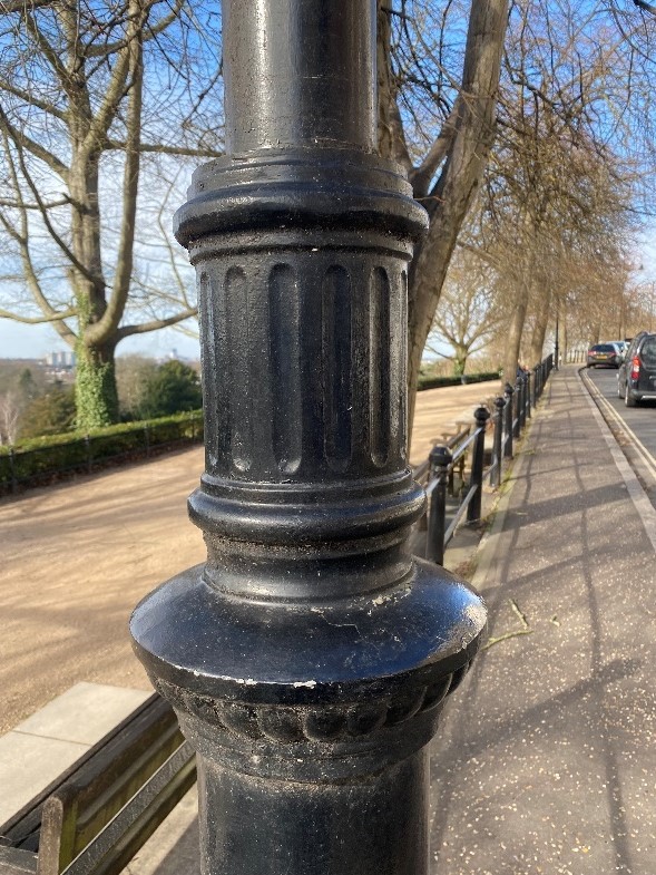 Figure 193 Lamp post detail on Richmond Hill