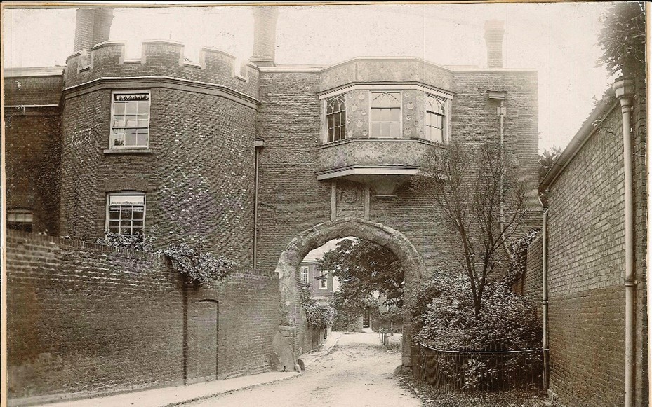 Figure 17 Gatehouse to Richmond Palace, c.1900