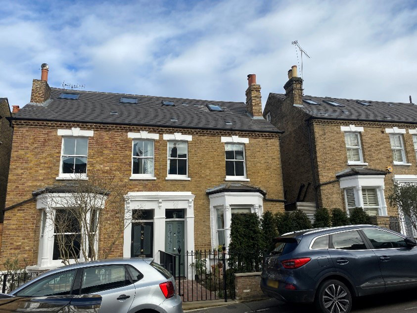 Figure 121 Semi-detached pair of houses typical of Chisholm Road