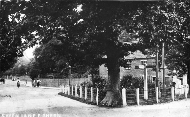 Figure 9: Milestone Green looking south (1910). The buildings to the right are Colston's Almshouses which were demolished in the 1920s. This shows that the rural character of the area persisted into the early 20th century