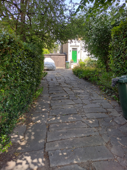 Figure 43: Path and garden to 24 Trafalgar Road