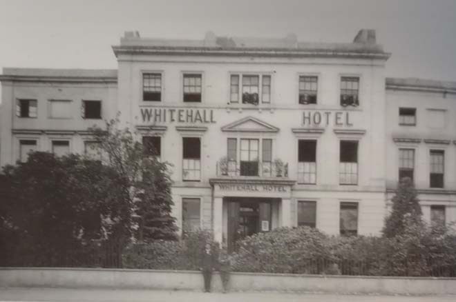 Fig. 45 Rotary House showing as the Whitehall Hotel in the 1920s. Richmond Local Studies Library.