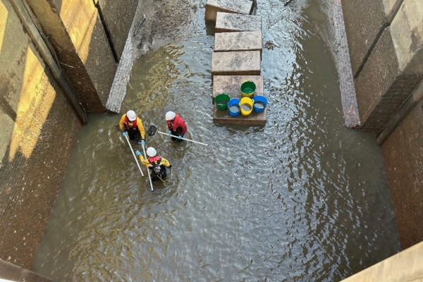 April update on the Teddington Launch Lock refurbishment project